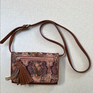 Old Navy Pink and Brown Crossbody Bag with Tassel